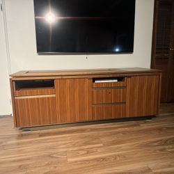 Free Console Credenza