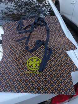 Tori Burch Paper shopping bags