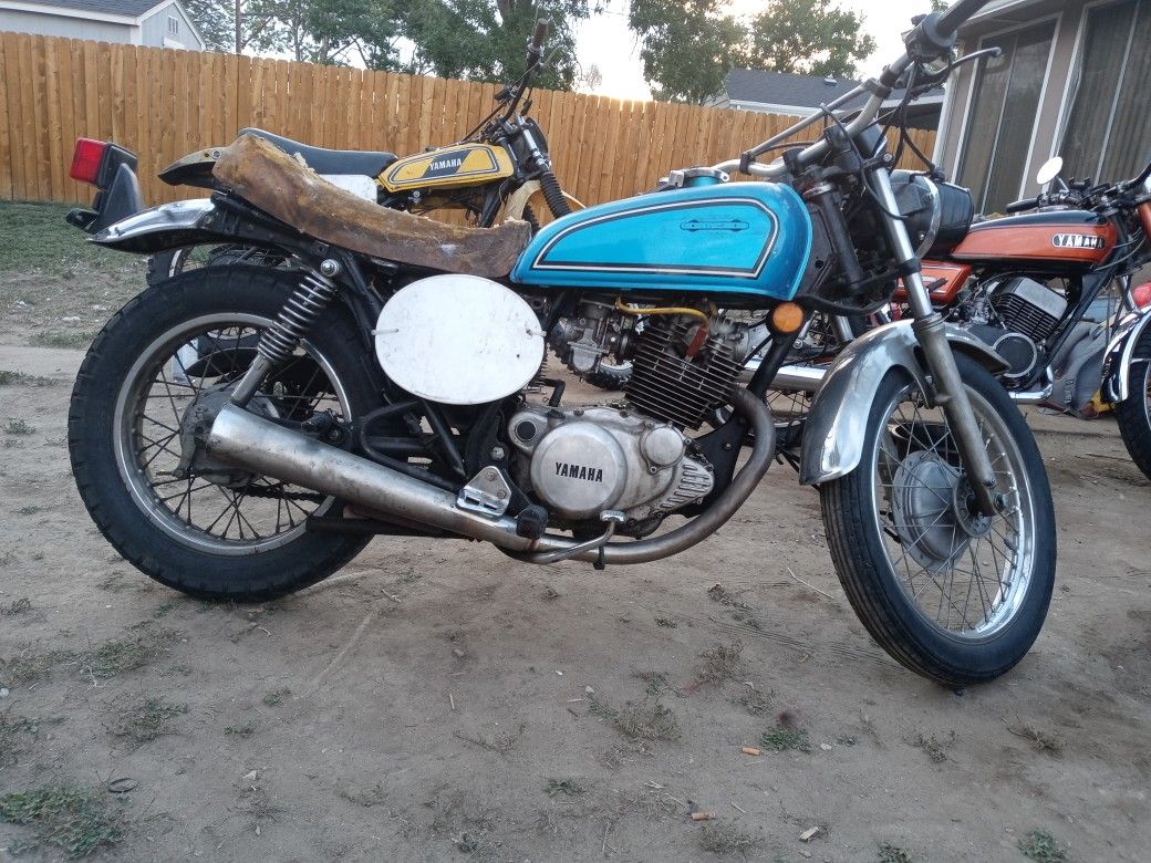 Yamaha SR250