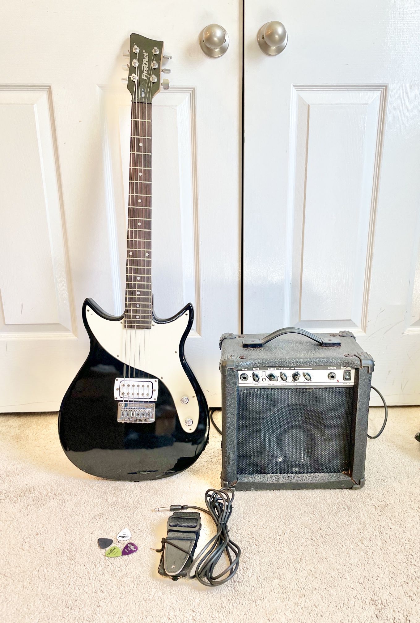 First Act Guitar Package 