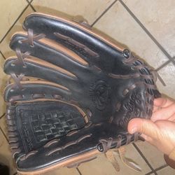 Baseball Glove 11 1/2 All Leather 