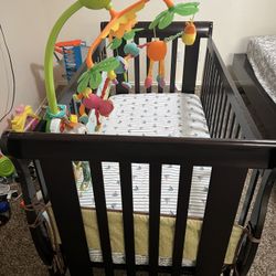 Complete Baby Crib With Mattress 