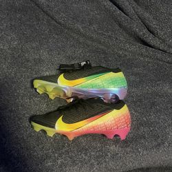 Nikes Vini Jr cleats