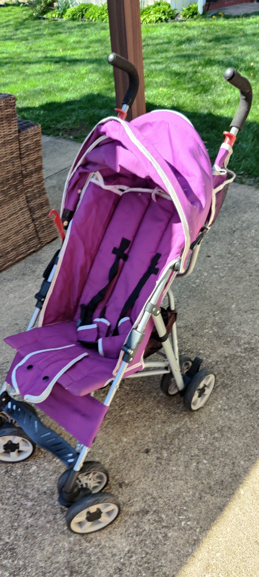 Babies R Us Deluxe Umbrella Stroller
$20