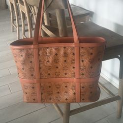 Women’s Handbag