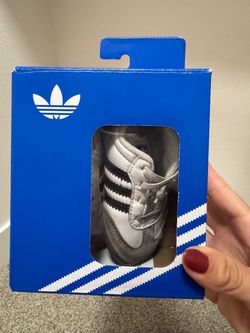 Baby adidas samba