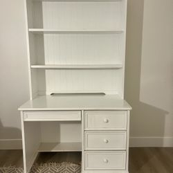 White Desk 