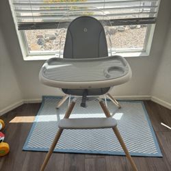 Munchkin 360 High chair 