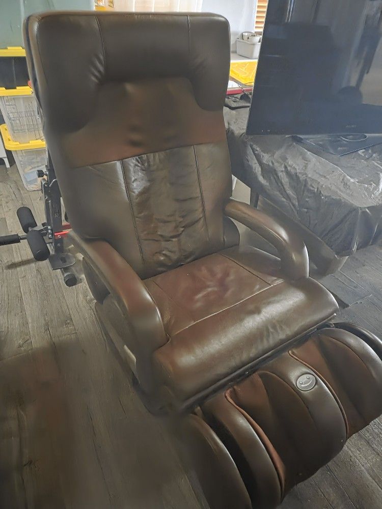 Massage Chair HT-7450 Zero Gravity - Brown