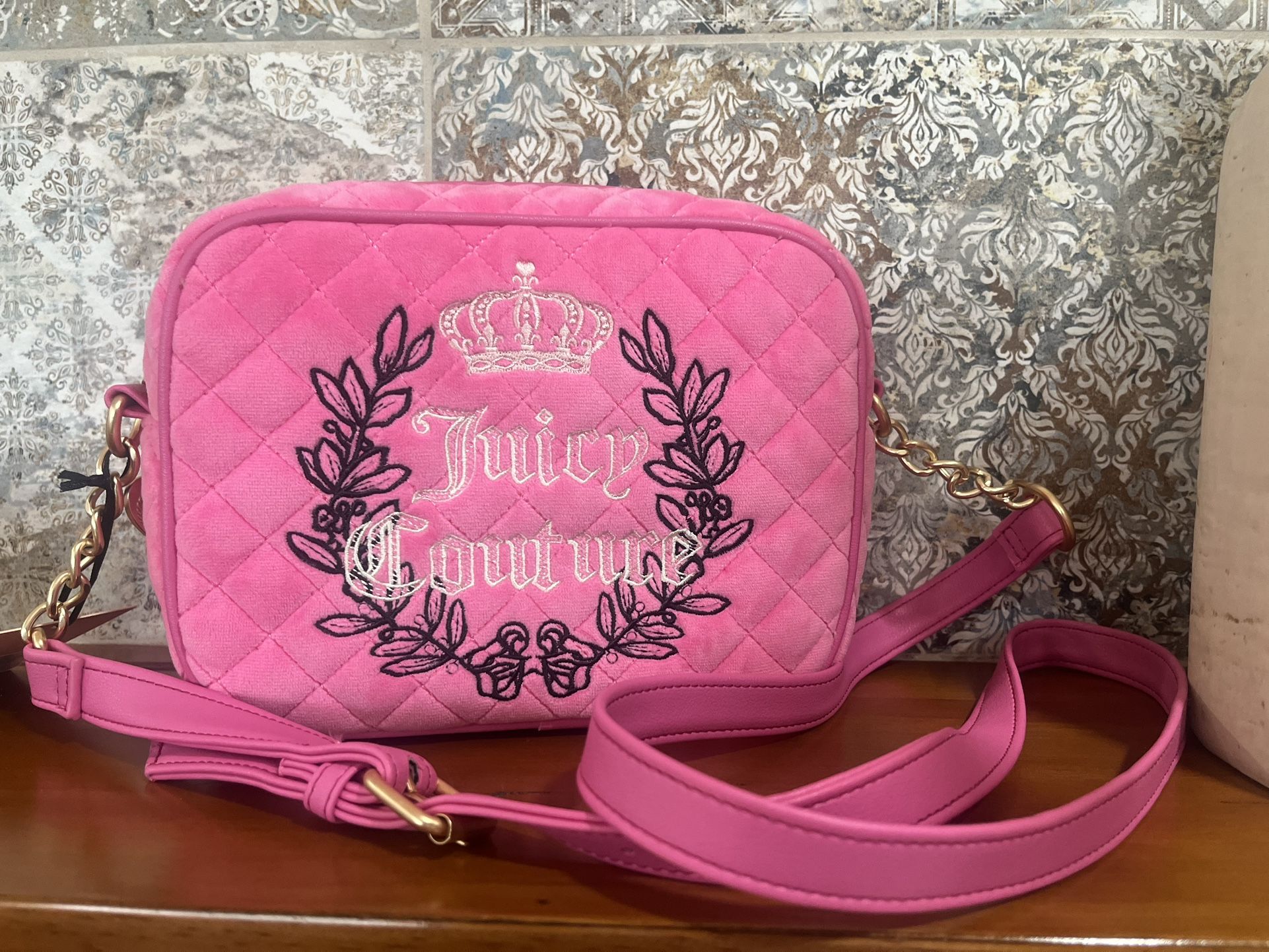 NWT Juicy Couture Royal Couture Crossbody Juicy Pink