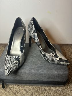 Heels Size 7.5