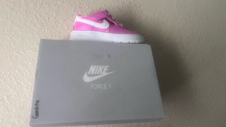 baby nikes