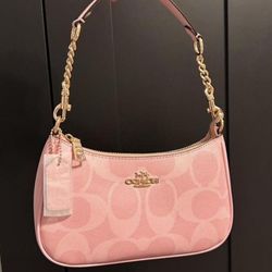Pink Coach Teri Shoulder Bag Brand New