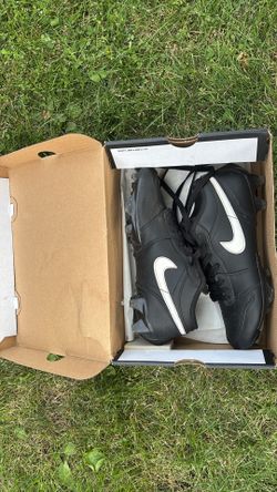 Jordan 1 low td football cleats black and white size 8 men’s