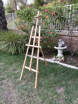 Wooden Floor Easel
