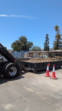 Roll off bin lowboy dumpsters