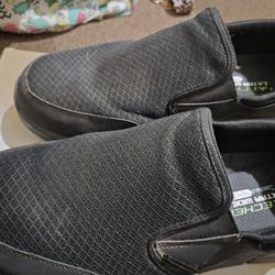 Black sketchers Men's Size 10 .5