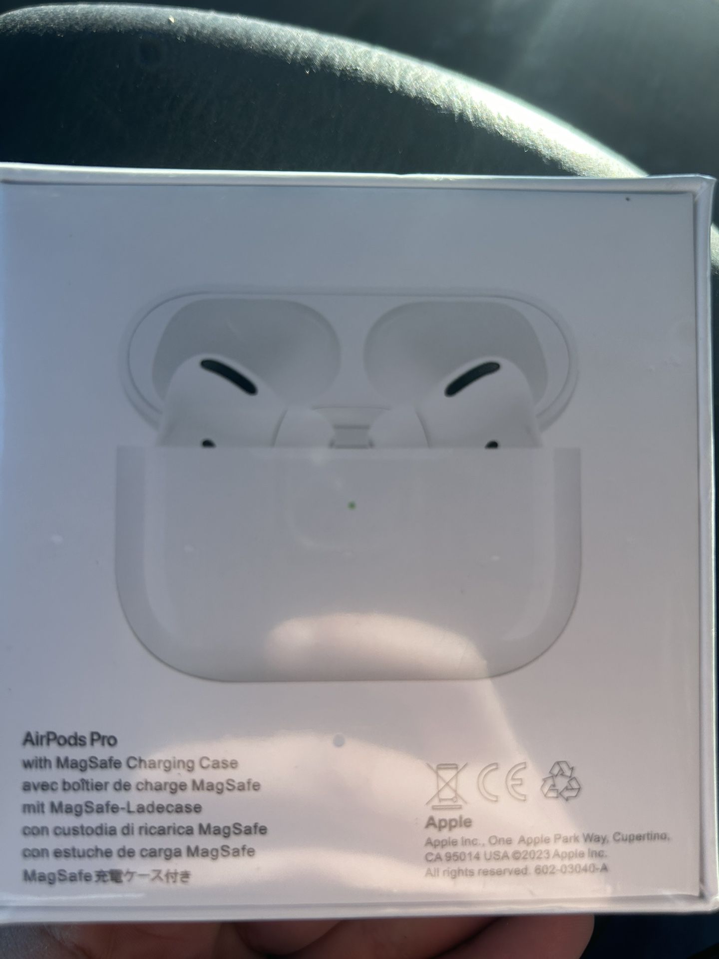 Apple AirPods Pros 