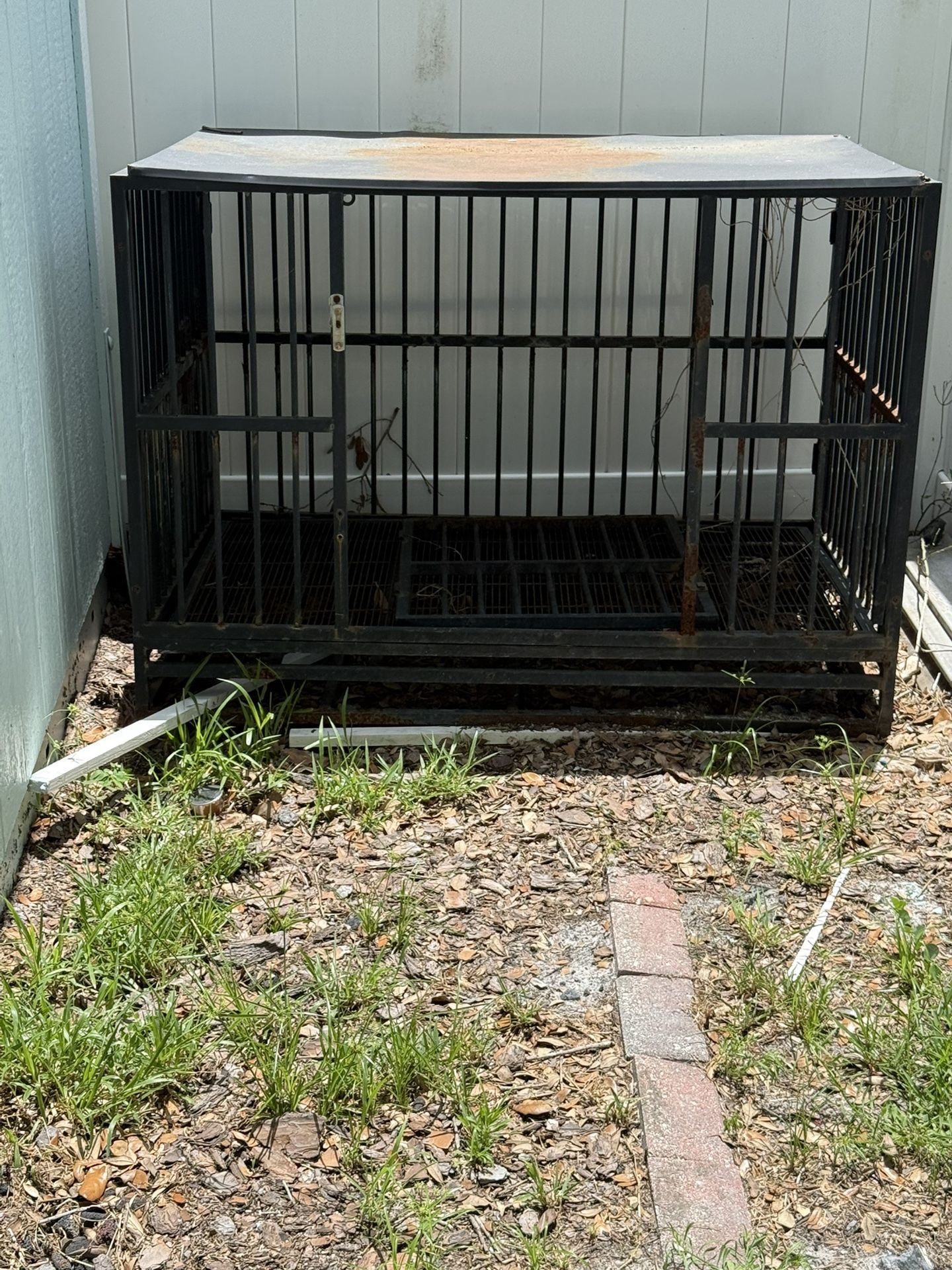 FREE- Pet cage