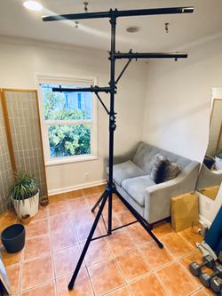 Lighting Stand with Side Bars