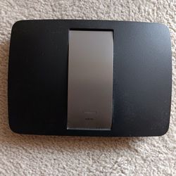 Linksys  EA 6700 AC 1750 dual band smart Wi-Fi router