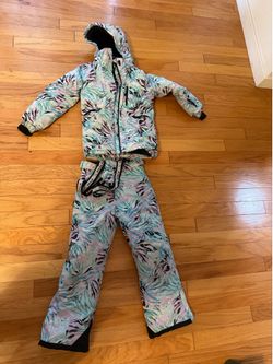Kids ski jacket and pants size 10