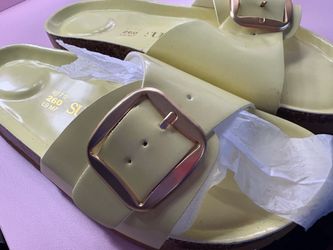Size 9 women’s sandals