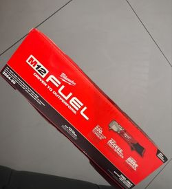 Milwaukee
M12 FUEL 12V Lithium-Ion Brushless Cordless 3/8 in. Right Angle Impact Wrench