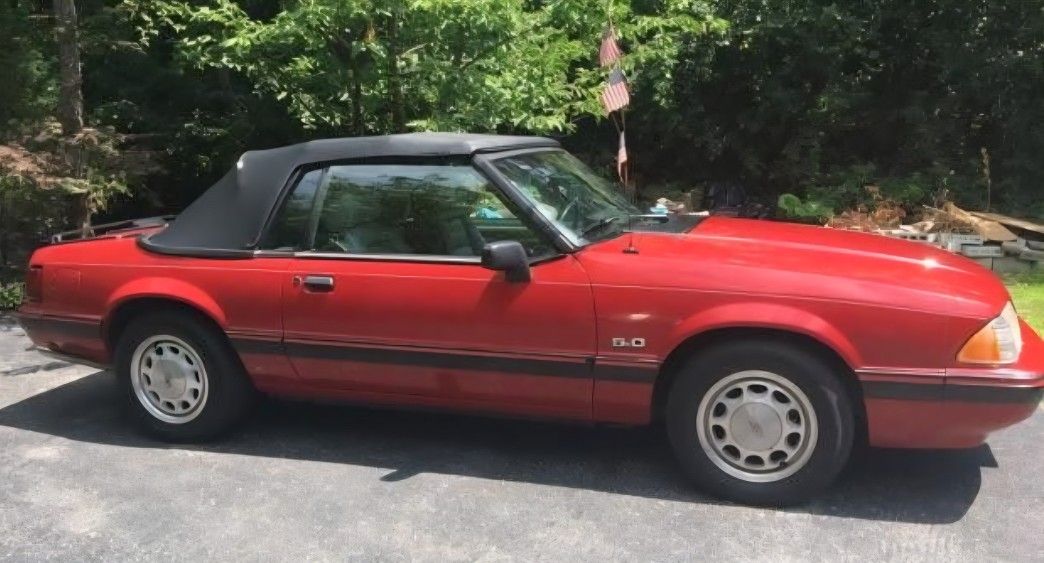 1989 Ford Mustang