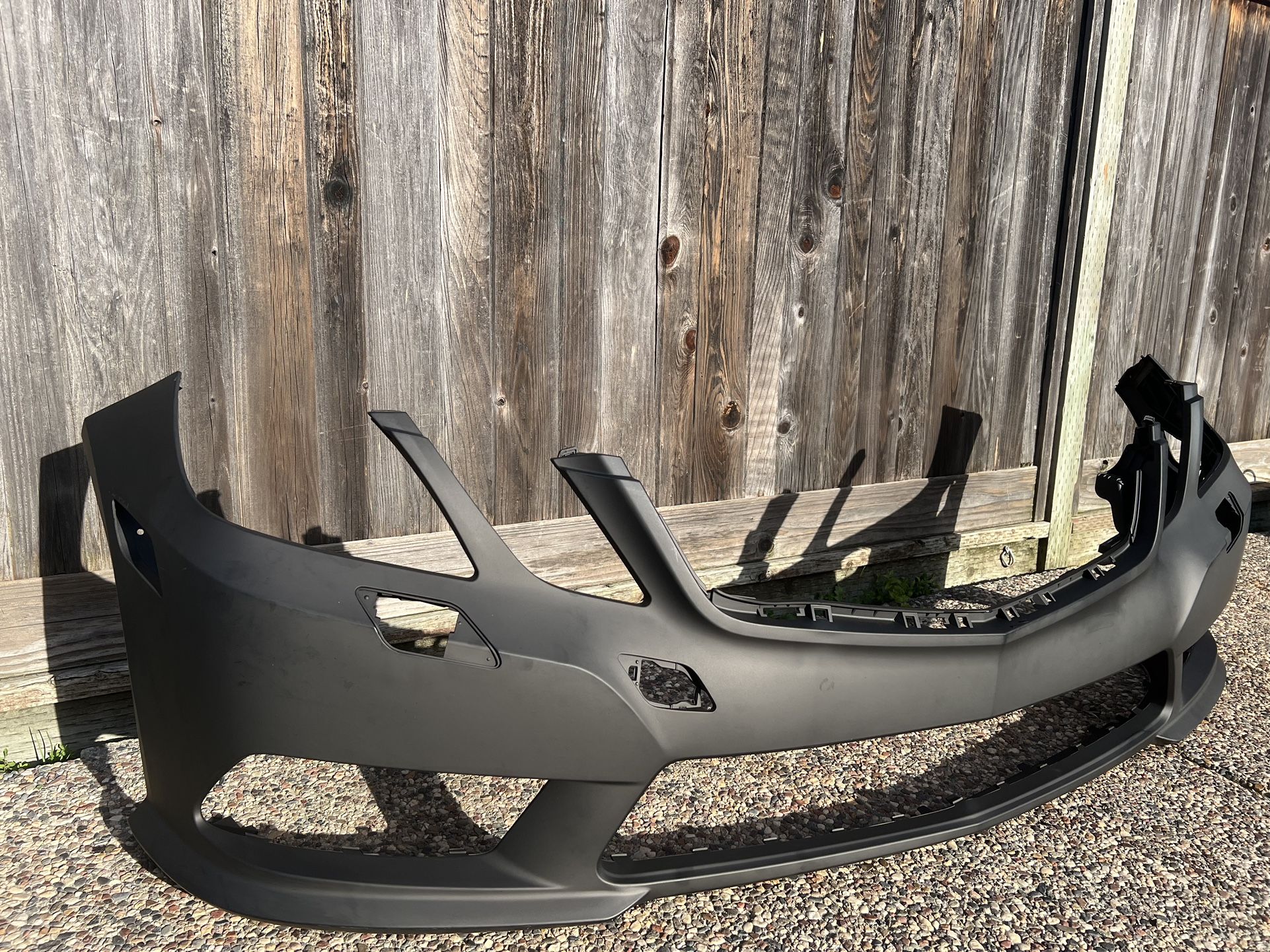 2010 Mercedes Benz Front Bumper 