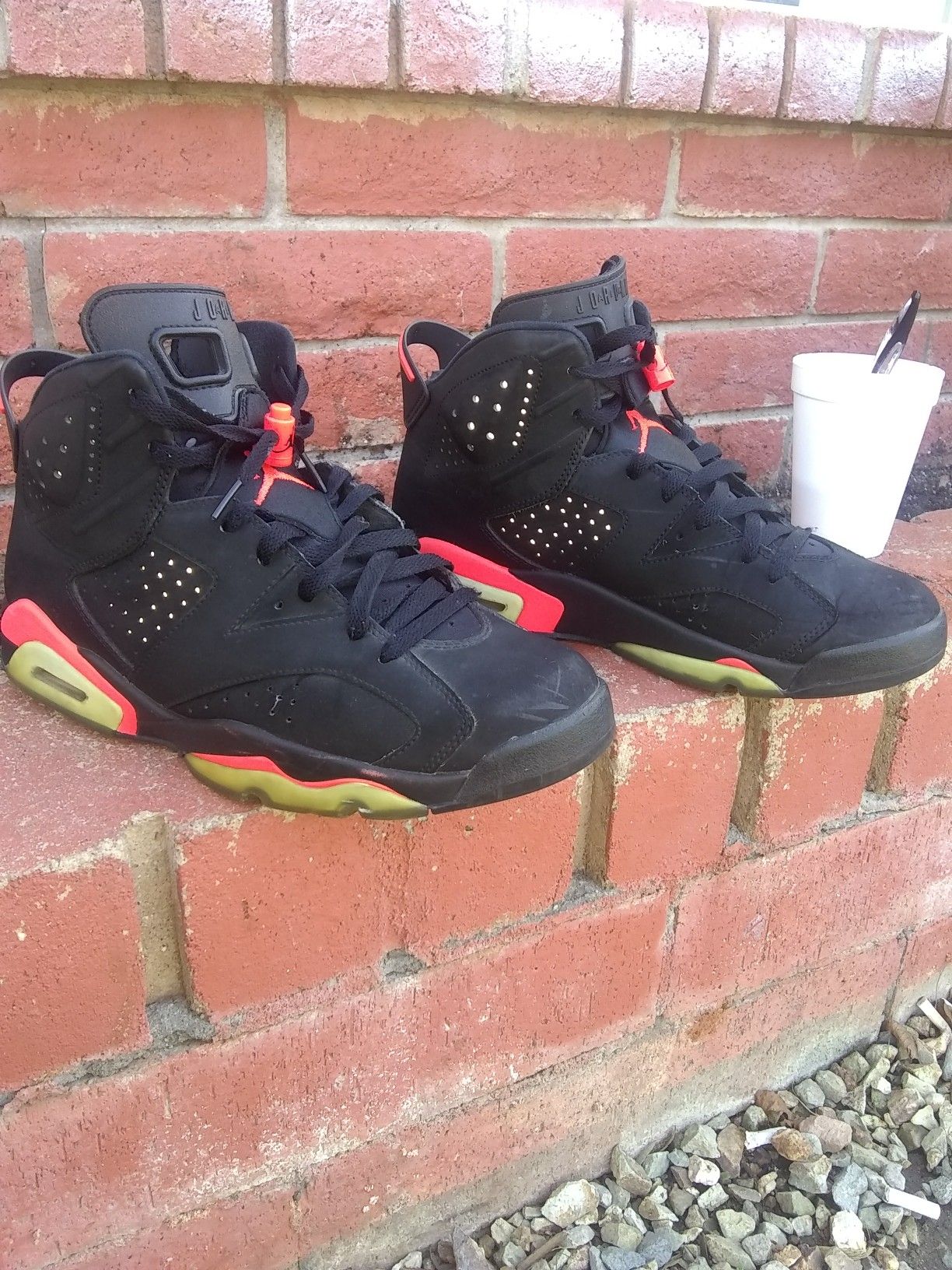 Air Jordan 6 Infrared Retro