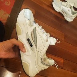 Dior B22 | 100% Authentic | Size 8