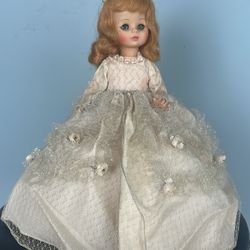 Beautiful ,Madame Alexander 14 Inch Cinderella Doll.