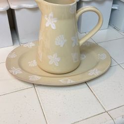 Ceramic Pitcher W Matching Plste
