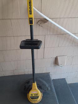 20in. Manual reel mower with grass catcher + 2 electric trimmers for Sale  in San Jose, CA - OfferUp