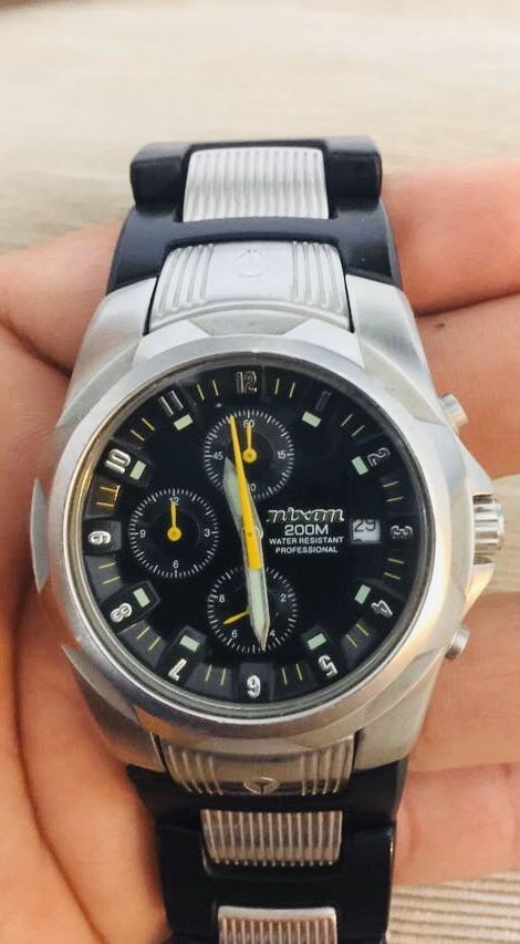 HOT Nixon men's watch