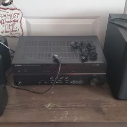 Yamaha RX V383 With Full Speakers and Sub