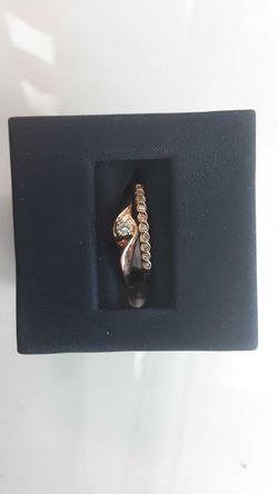 Rose Gold 10k (.417) 2.6 grams Size 5