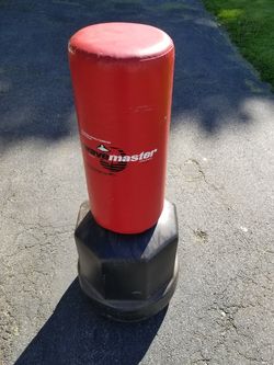 Century Wavemaster Free Standing Punching Bag with Base