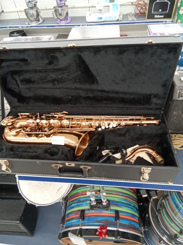 Saxophone 