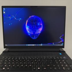 Alienware M18
