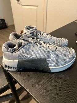 Nike metcon size 9.5 mens new