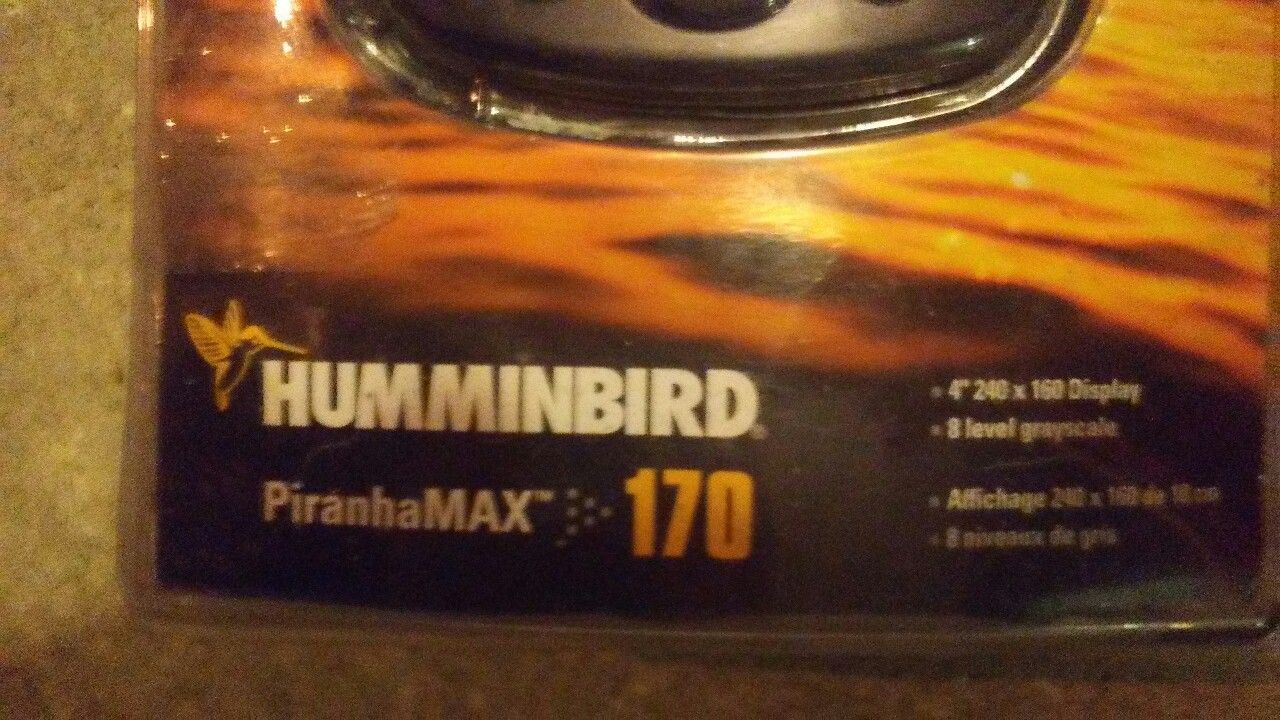 FISH FINDER HUMMINGBIRD 170 PIRAHNAMAX fish depth finder. for Sale in