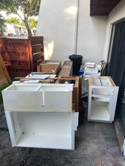 Used Kitchen Cabinet