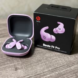 Beats Fit Pro Earbuds W/Clear Case 