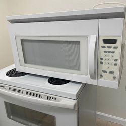 Amana Oven and Microwave Combo
