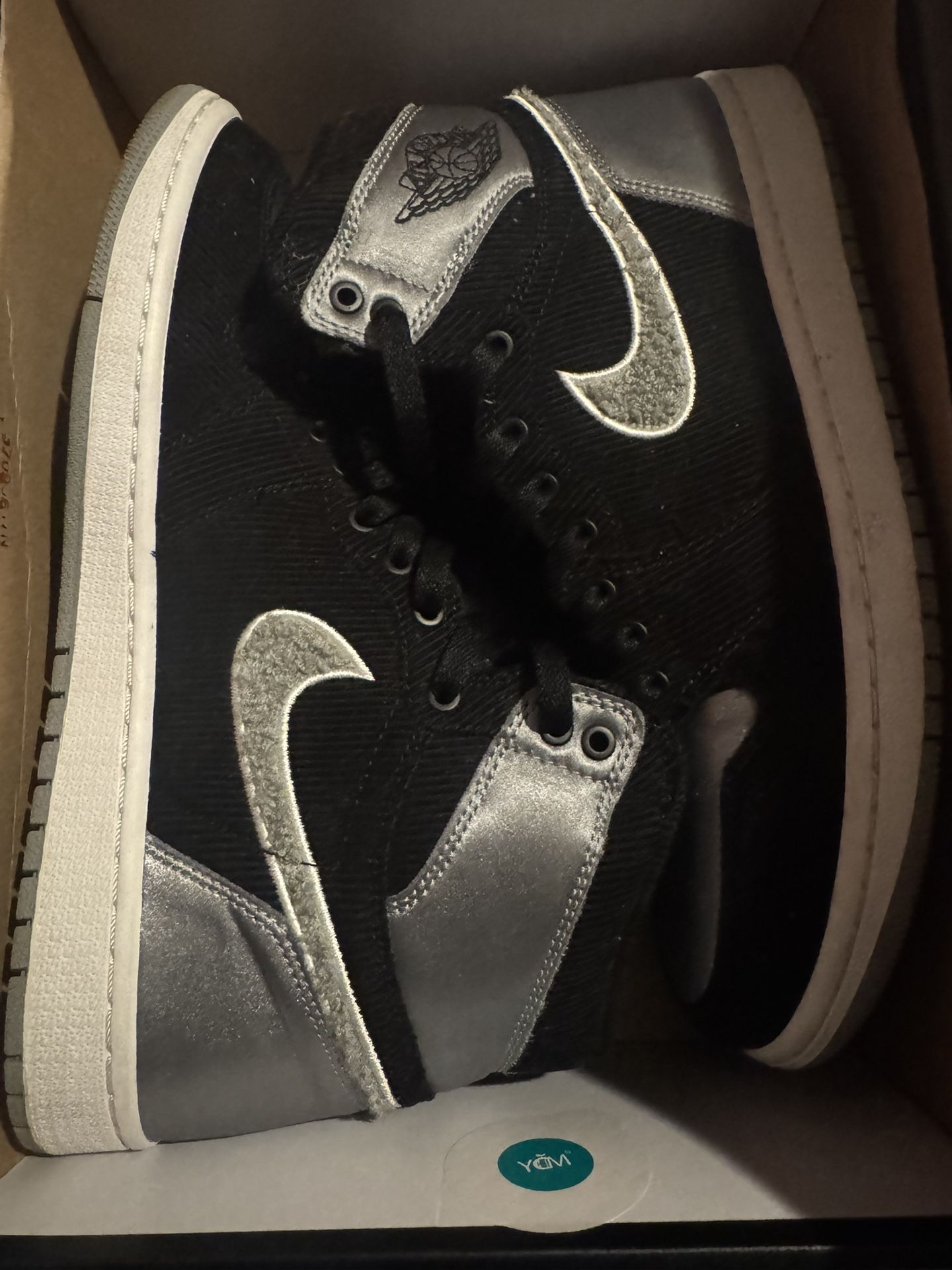 AIR JORDAN RETRO 1 “ALEALI May “ Size 11