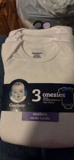 Baby clothes 0-3 months