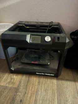 Maker bot replicator