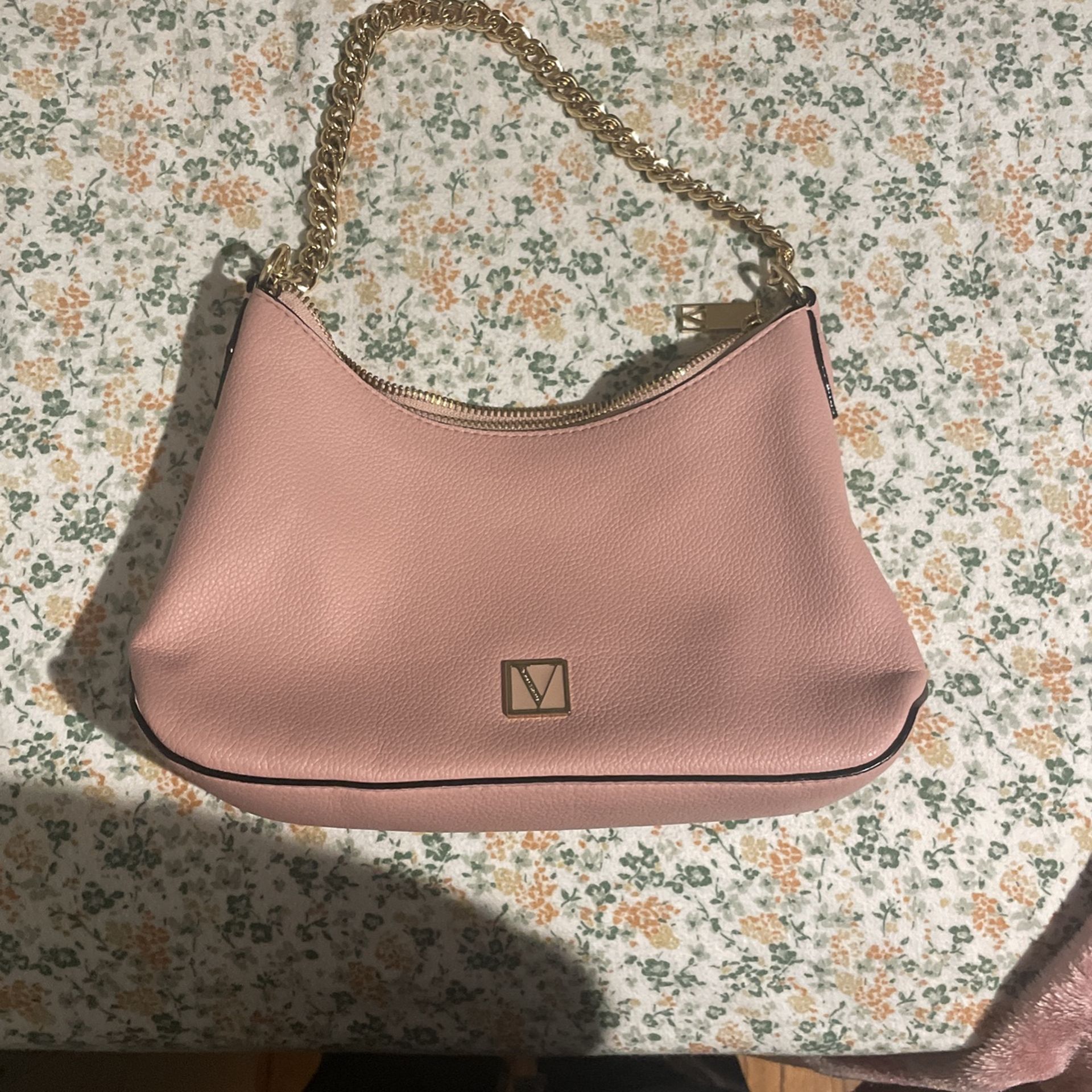 cute Victoria’s Secret bag